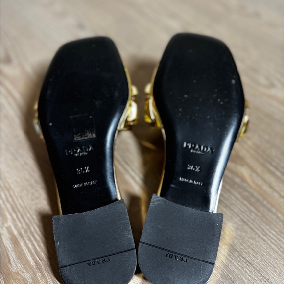 Pre-loved Prada Gold Studded Flats - Picture 3 of 13
